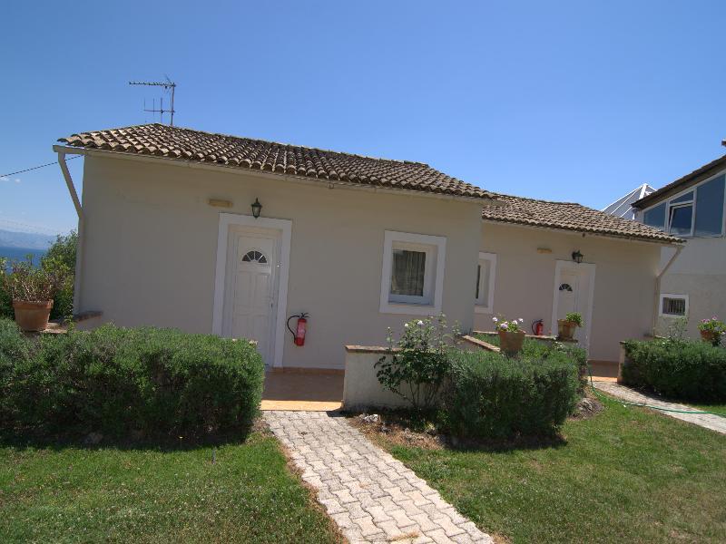 Aparthotel Panorama Hideaway à Dassia  Extérieur photo