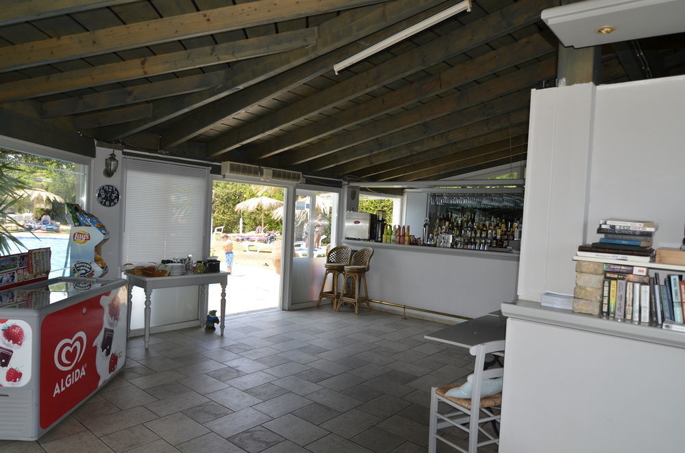 Aparthotel Panorama Hideaway à Dassia  Extérieur photo